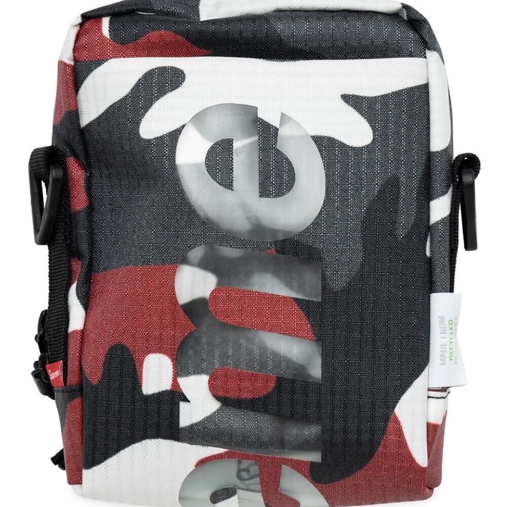 supreme messenger bag with strap. 21SS shoulder bag - great condition